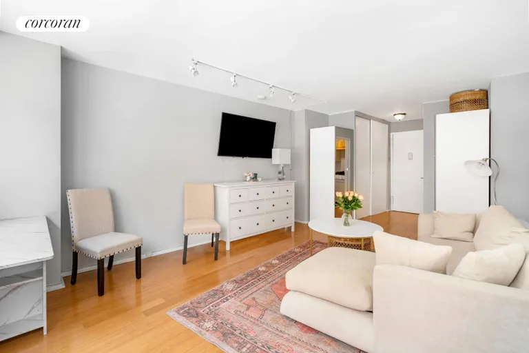 New York City Real Estate | View 225 East 36th Street, 3D | room 7 | View 8