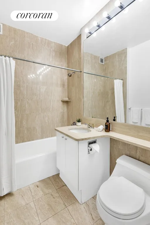 New York City Real Estate | View 200 Riverside Boulevard, 19A | 2nd Bathroom | View 8