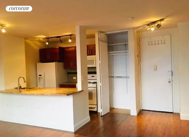 New York City Real Estate | View 250 South End Avenue, 14A | Kitchen | View 2
