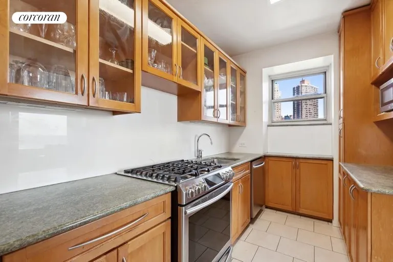New York City Real Estate | View 200 East End Avenue, 14E | Kitchen | View 6