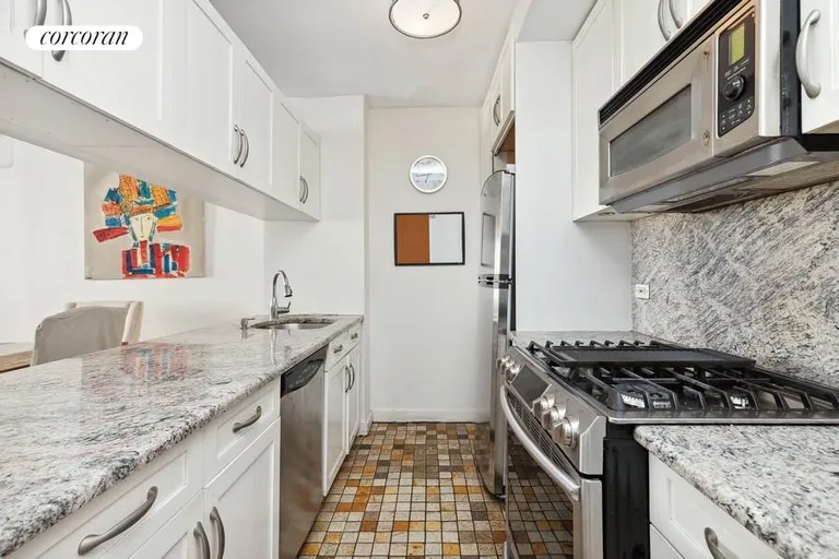 New York City Real Estate | View 250 South End Avenue, 8D | Kitchen | View 5