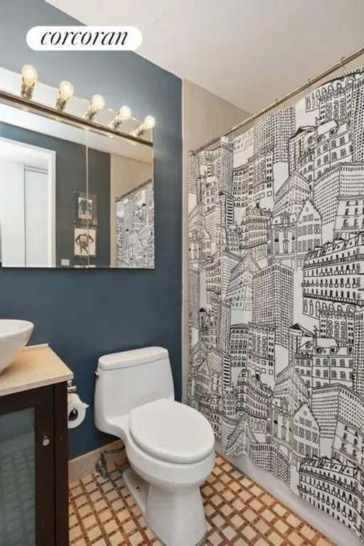 New York City Real Estate | View 250 South End Avenue, 8D | Full Bathroom | View 12