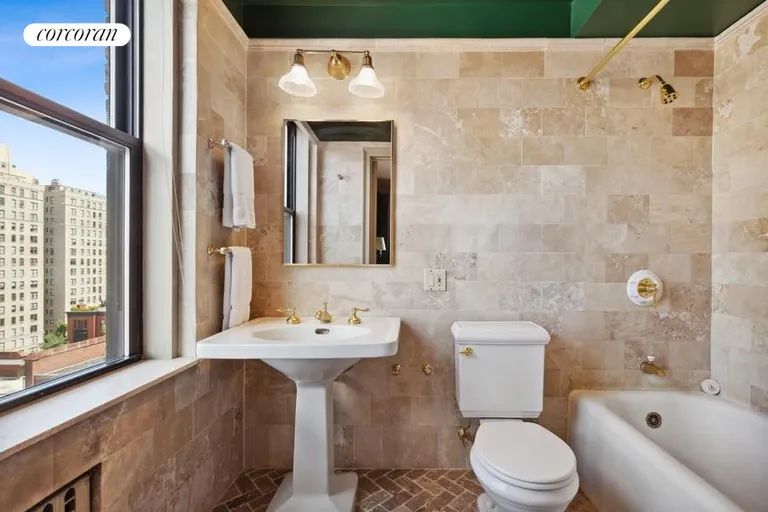 New York City Real Estate | View 1192 Park Avenue, 8D | Primary Bathroom | View 10