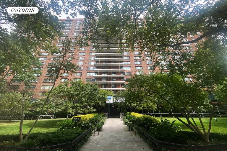 New York City Real Estate | View 382 Central Park West, 15L | Building | View 8