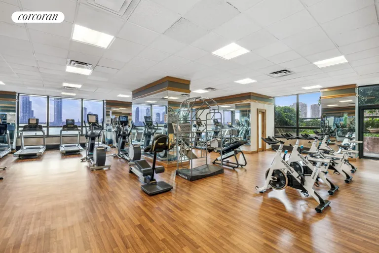 New York City Real Estate | View 415 East 37th Street, 19L | Cardio Room (Gym) | View 18