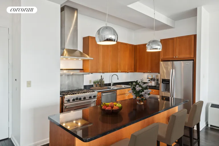 New York City Real Estate | View 252 Seventh Avenue, 17B | 2 Beds, 2 Baths | View 1