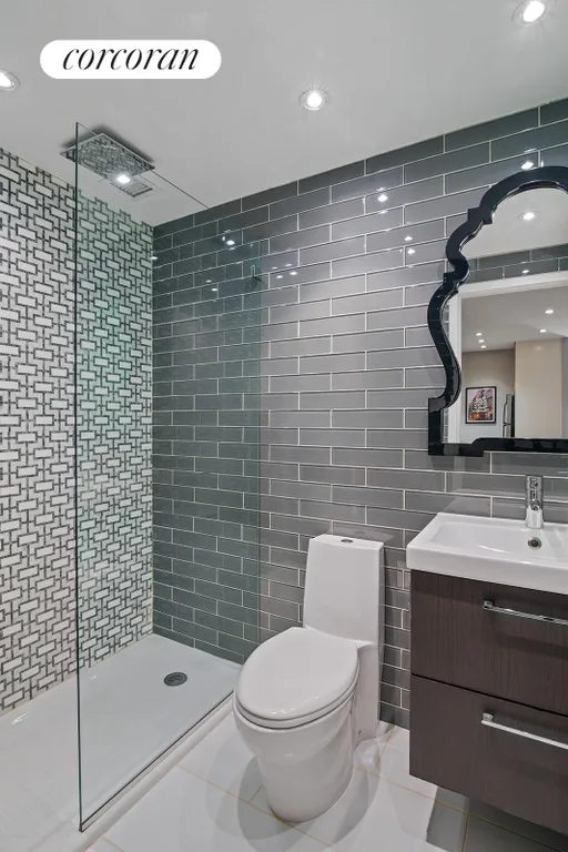 New York City Real Estate | View 445 West 19th Street, 2G | Full Bathroom | View 5