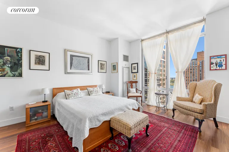 New York City Real Estate | View 333 East 91st Street, 25B | Other Listing Photo | View 5