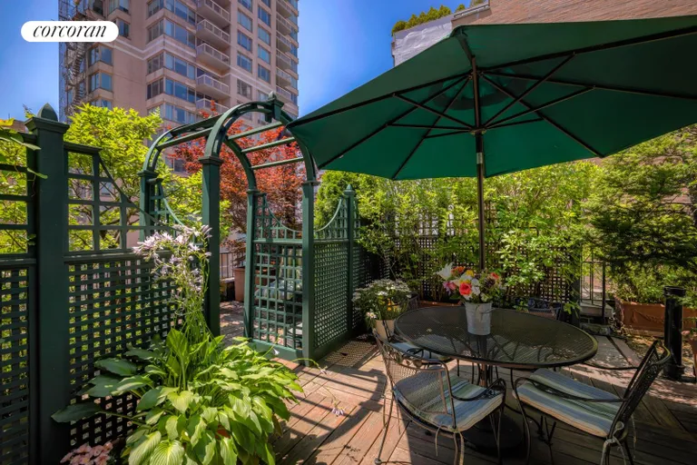 New York City Real Estate | View 205 East 69th Street, PH | room 11 | View 12