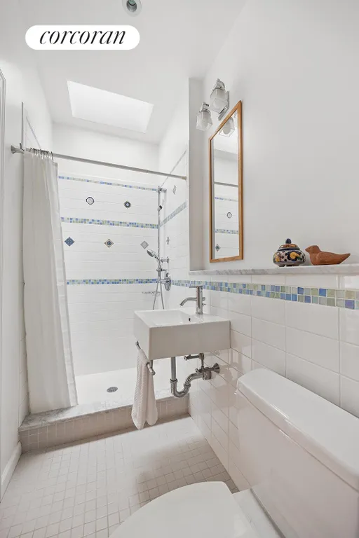New York City Real Estate | View 233 President Street, 4 | Full Bathroom | View 7