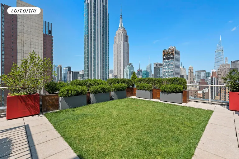 New York City Real Estate | View 39 East 29th Street, 6E | Roof Deck | View 6