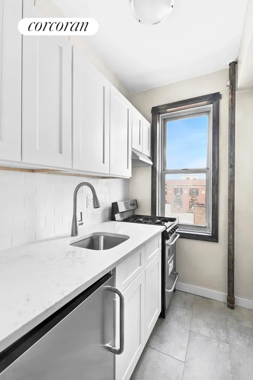New York City Real Estate | View 55 Eastern Parkway, 6F | Kitchen | View 6