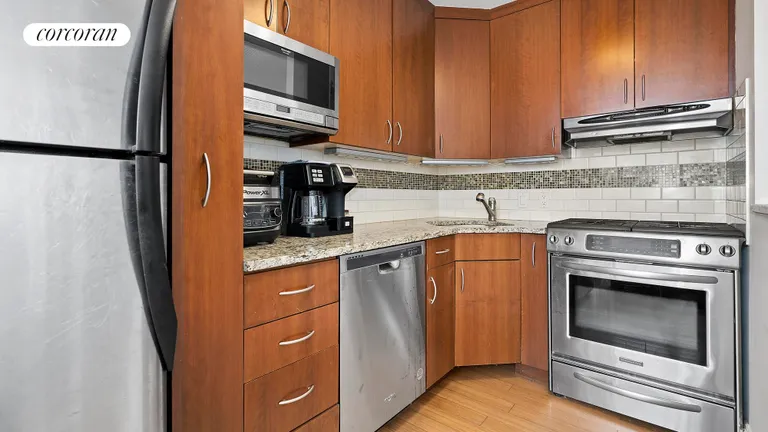 New York City Real Estate | View 225 East 86th Street, 605 | Kitchen | View 4