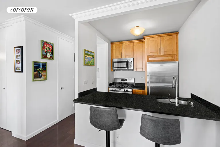 New York City Real Estate | View 5 East 22nd Street, 26H | Kitchen | View 3