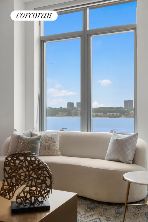 New York City Real Estate | View 50 Riverside Boulevard, 7A | Room for thought and Views! | View 12
