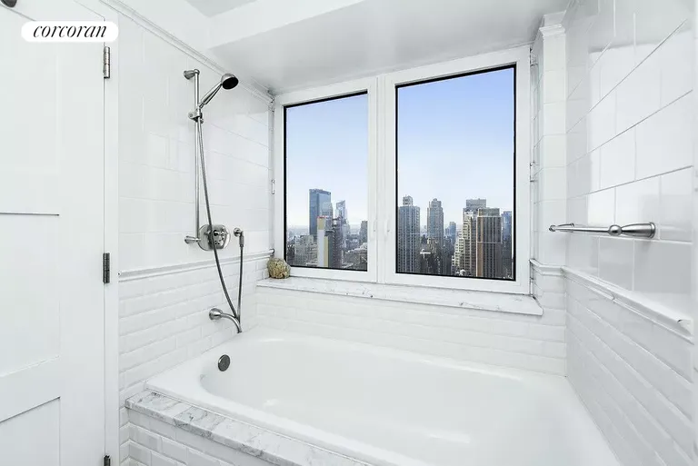 New York City Real Estate | View 425 Fifth Avenue, 46E | room 4 | View 5