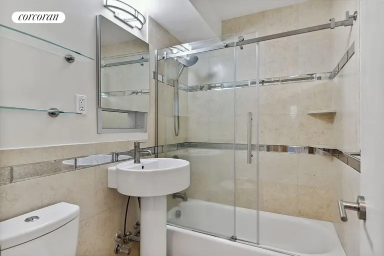New York City Real Estate | View 209 East 56th Street, 4F | Full Bathroom | View 4