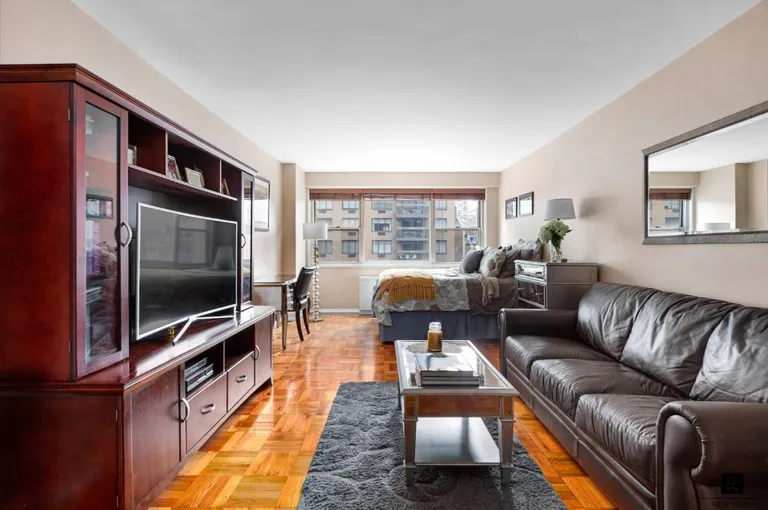 New York City Real Estate | View 165 East 32Nd Street, 5D | 1 Bath | View 1