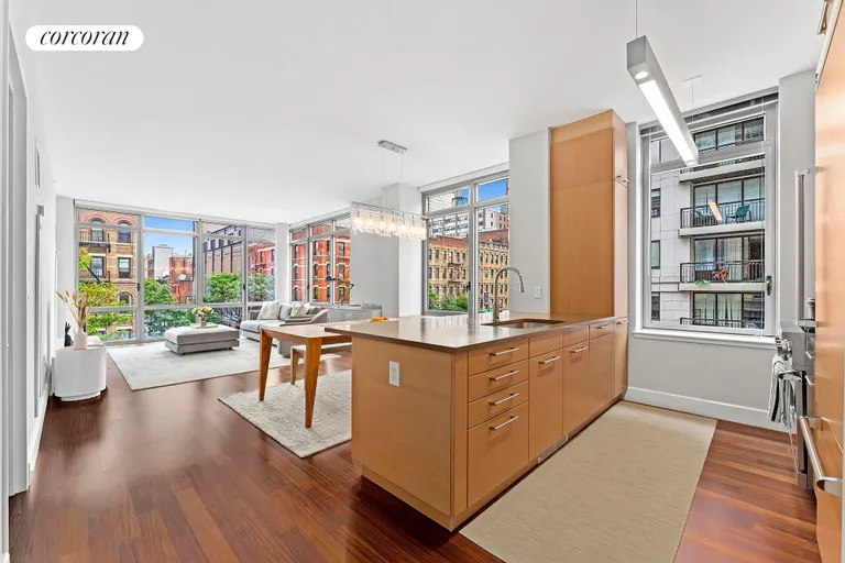 New York City Real Estate | View 333 East 91st Street, 4A | 2 Beds, 2 Baths | View 1