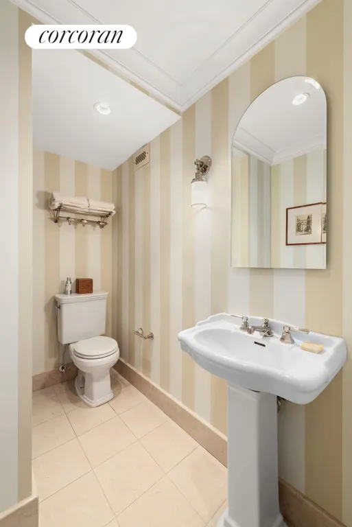 New York City Real Estate | View 1150 Park Avenue, 11D | Full Bathroom | View 8