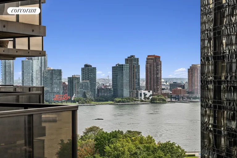 New York City Real Estate | View 100 United Nations Plaza, 20D | Views to East River | View 5
