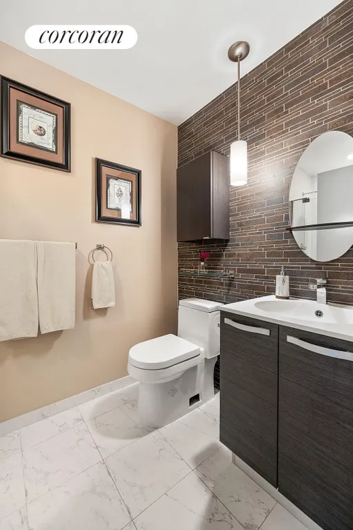 New York City Real Estate | View 1638 8th Avenue, 1F | 1st Floor Full Bathroom | View 4