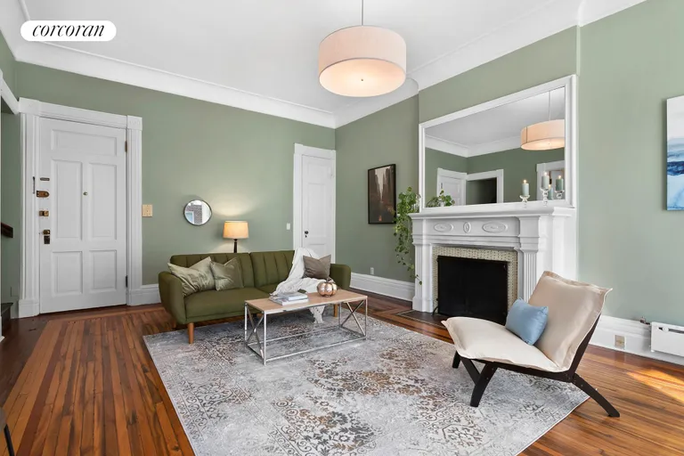 New York City Real Estate | View 40 Remsen Street, 8 | room 1 | View 2