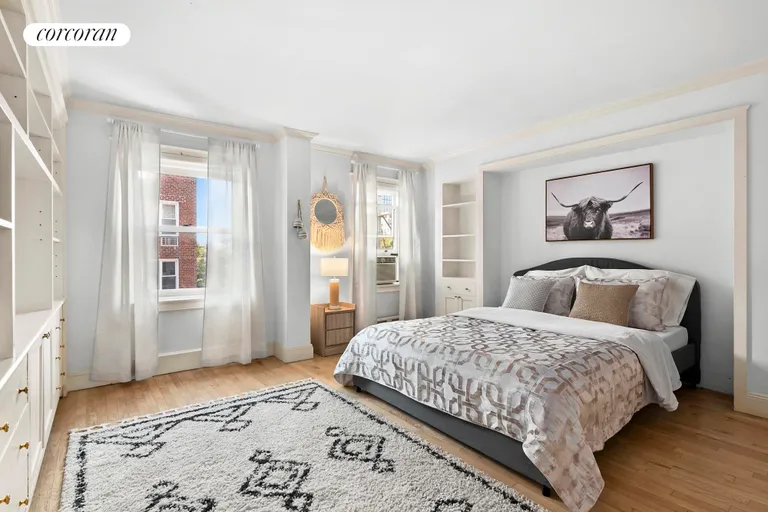 New York City Real Estate | View 40 Remsen Street, 8 | room 4 | View 5