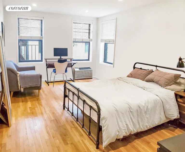 New York City Real Estate | View 140 Seventh Avenue, 4P | Bedroom | View 5