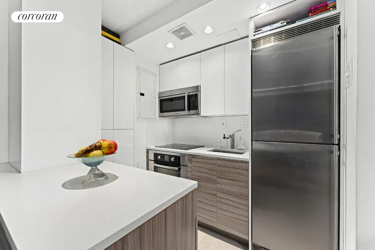 New York City Real Estate | View 230 East 18th Street, 1F | room 1 | View 2