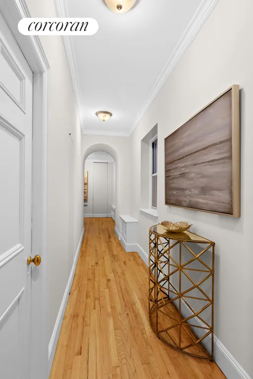 New York City Real Estate | View 161 East 90th Street, PHB | Entry Gallery | View 3