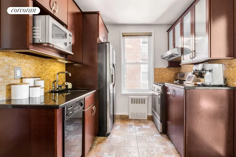 New York City Real Estate | View 800 Ocean Parkway, 5O | Kitchen | View 4