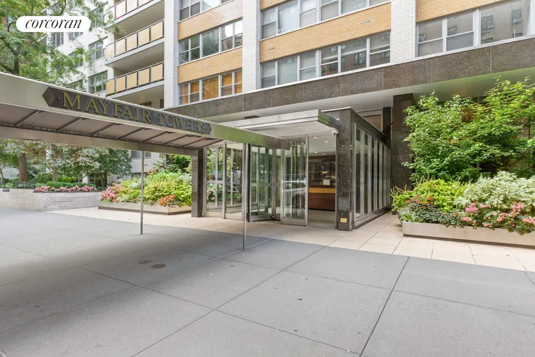 New York City Real Estate | View 15 West 72Nd Street, 2R | Building | View 9
