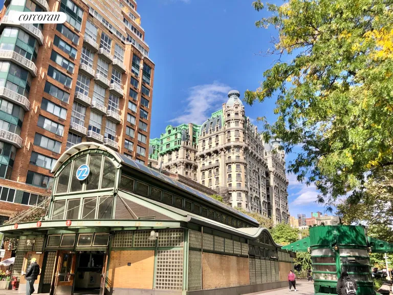 New York City Real Estate | View 170 West End Avenue, 8M | Location, location, location | View 12