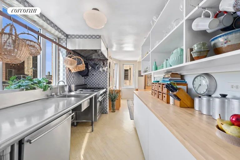 New York City Real Estate | View 120 East 79th Street, 20A | Kitchen | View 5