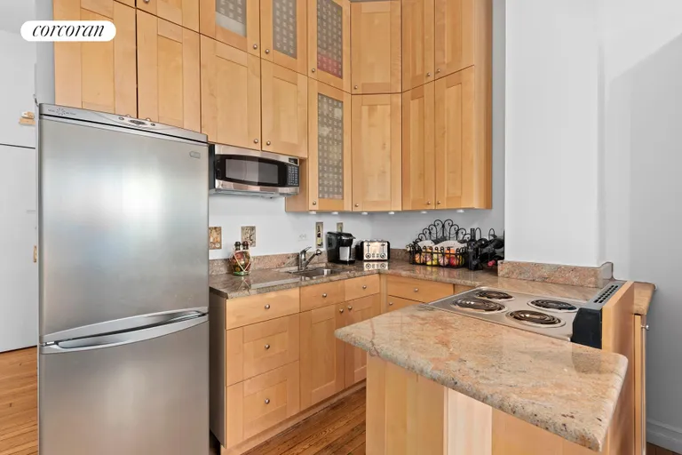 New York City Real Estate | View 140 West 69th Street, 52C | Kitchen | View 3