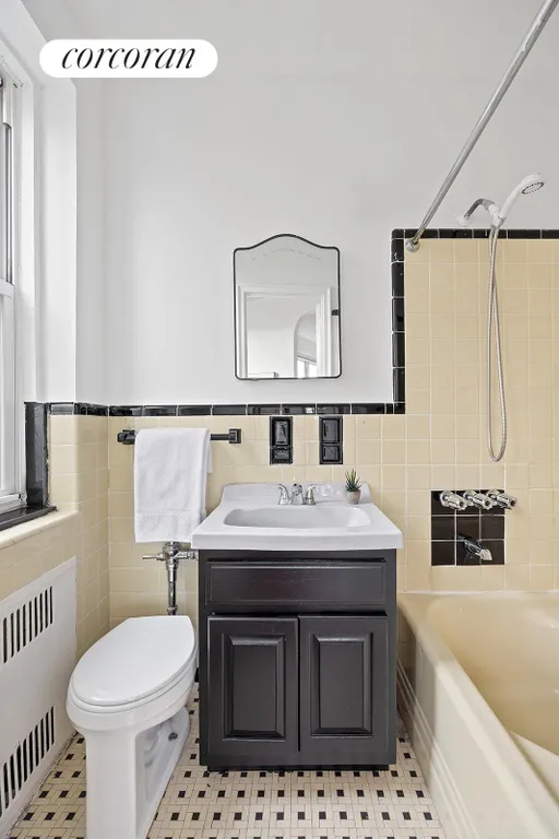 New York City Real Estate | View 25 Plaza Street West, 6H | Primary Bathroom | View 8