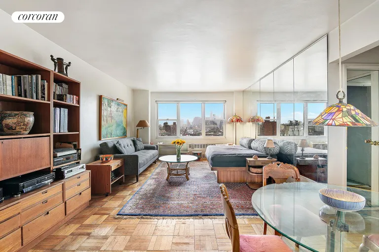 New York City Real Estate | View 14 Horatio Street, 17H | room 1 | View 2