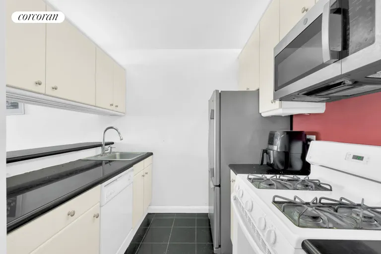 New York City Real Estate | View 415 East 37th Street, 34H | Kitchen | View 4