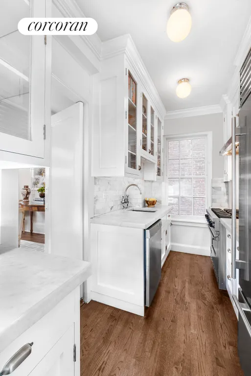 New York City Real Estate | View 162 East 80th Street, 3C | room 3 | View 4