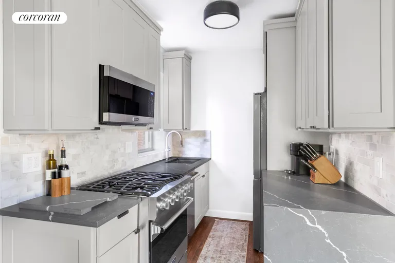 New York City Real Estate | View 2 King Street, 5E | room 4 | View 5