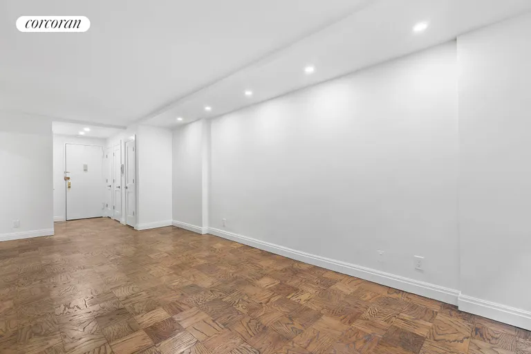 New York City Real Estate | View 211 East 53rd Street, 4M | room 1 | View 2