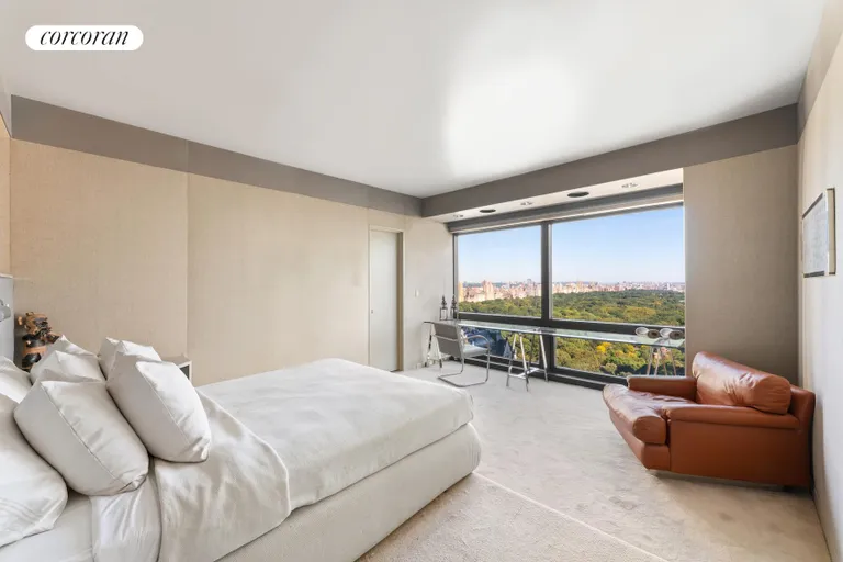 New York City Real Estate | View 721 Fifth Avenue, 40F | Primary Bedroom | View 3
