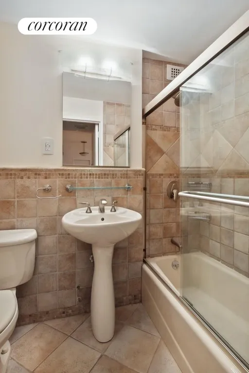 New York City Real Estate | View 425 East 79th Street, 2D | Bathroom | View 8