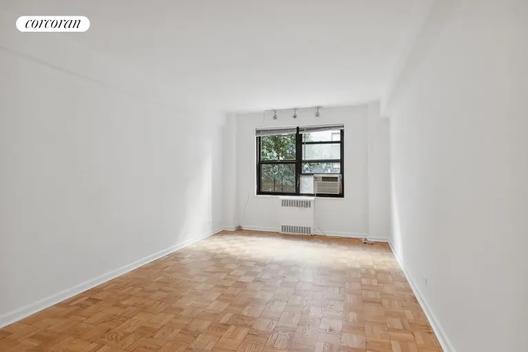 New York City Real Estate | View 425 East 79th Street, 2D | Bedroom | View 7