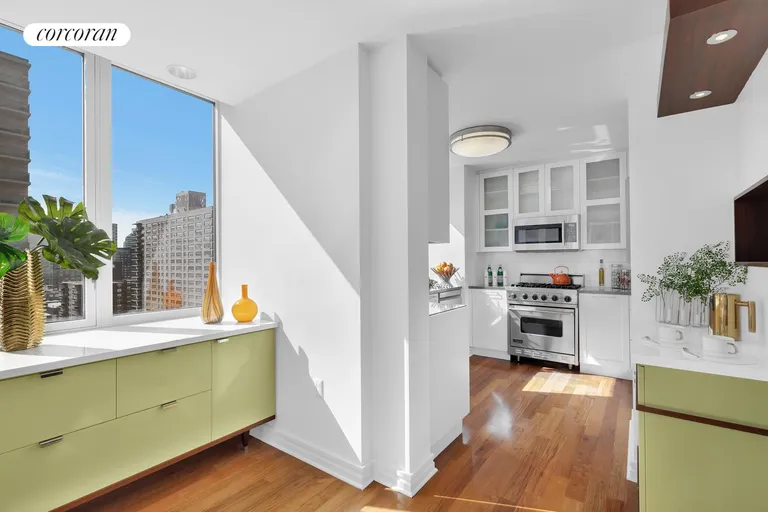 New York City Real Estate | View 200 West End Avenue, 21BC | room 6 | View 7