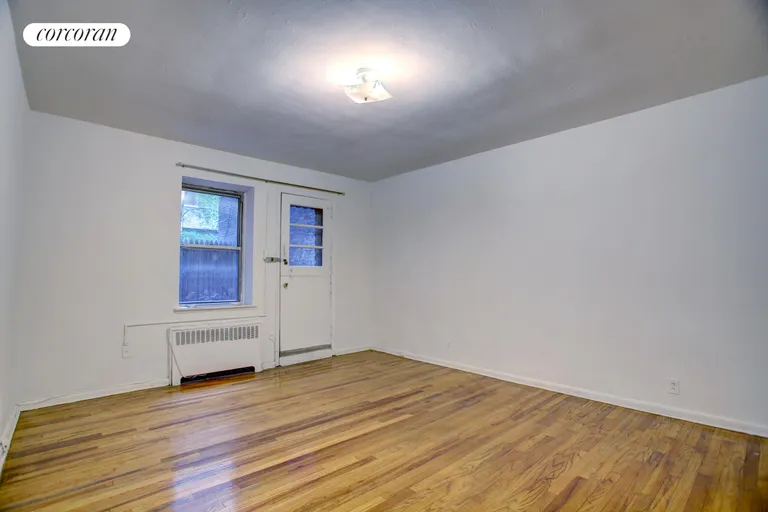 New York City Real Estate | View 44 West 72Nd Street, 1E | Living Room | View 2
