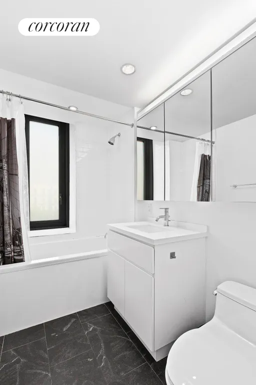 New York City Real Estate | View 425 West 53rd Street, 602 | Full Bathroom | View 6
