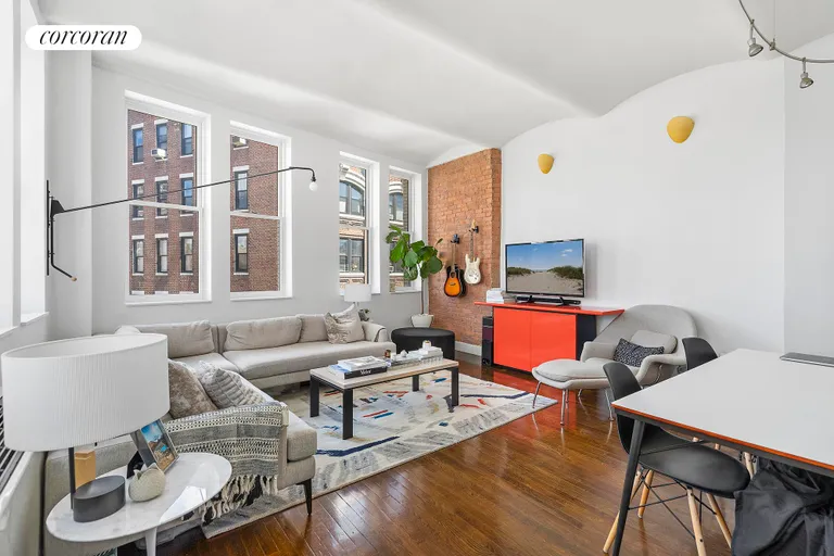 New York City Real Estate | View 9 Barrow Street, 6F | Living Room | View 3