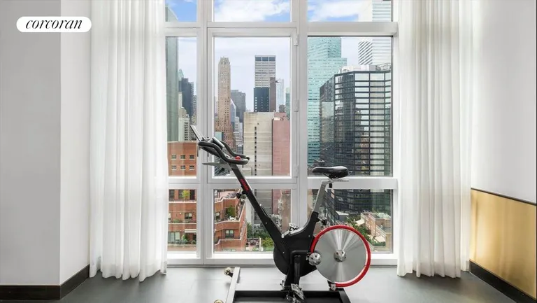 New York City Real Estate | View 305 East 51st Street, 6D | room 16 | View 17